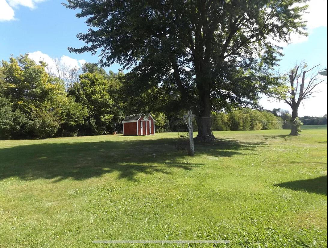1937 Bogus Road Southeast Washington Court House, OH 43160 - Photo 14 of 15 back yard