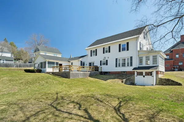 $395,000 | 20 School Street, Newport, NH 03773