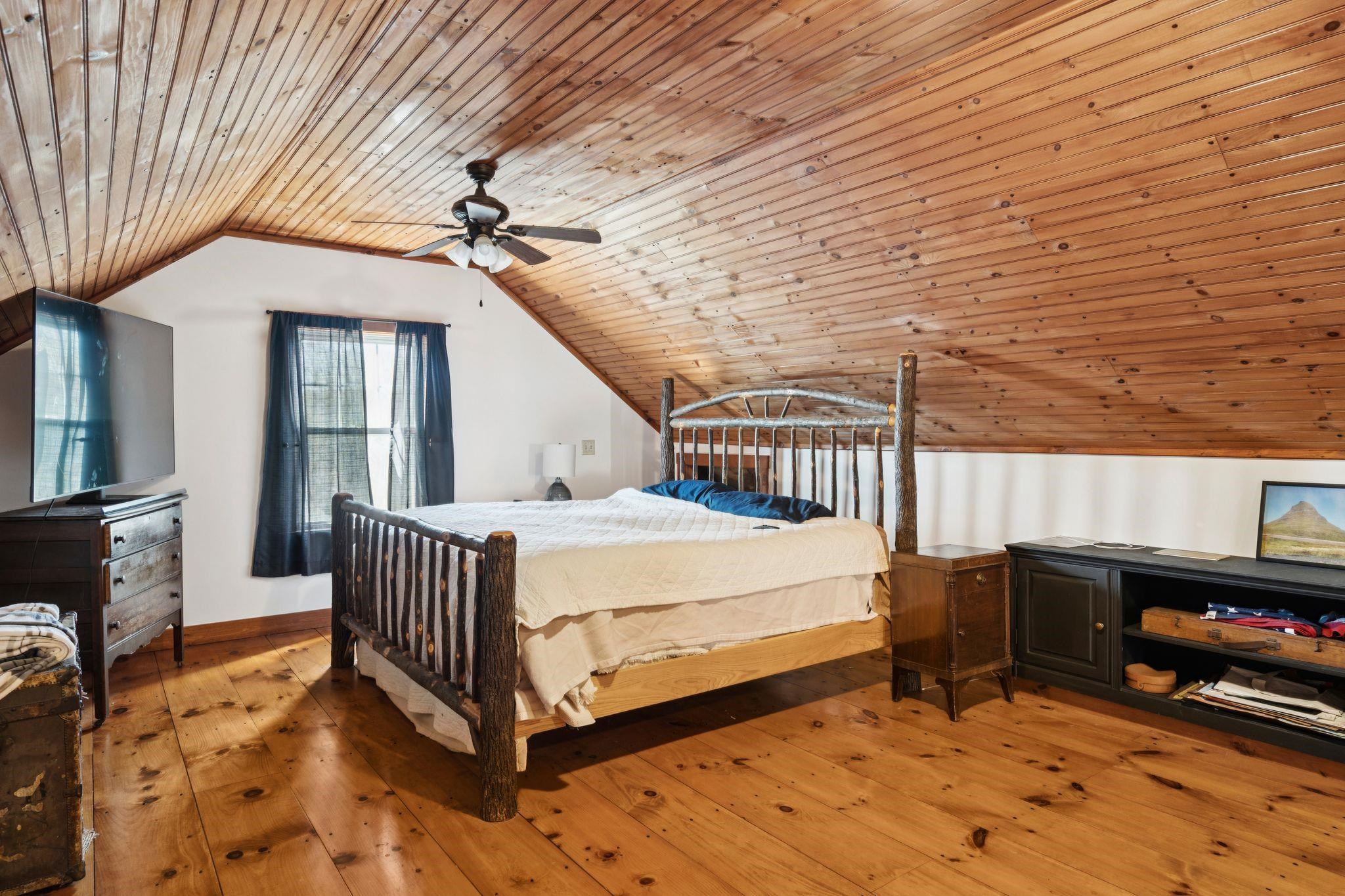 20 School Street Newport, NH 03773 - Photo 27 of 36