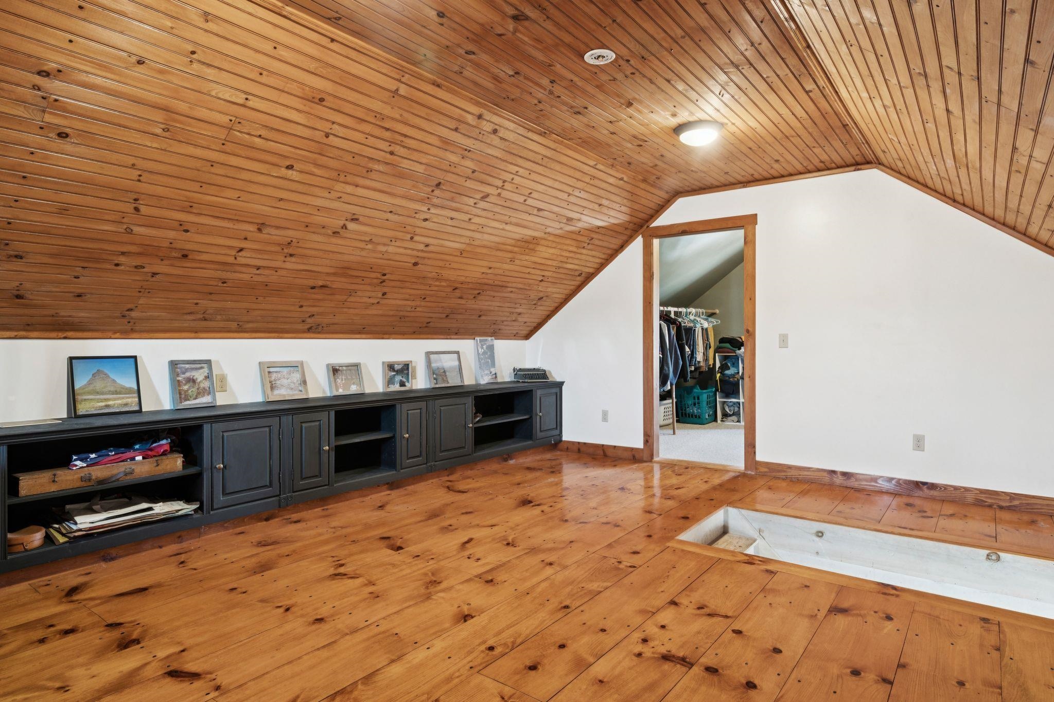 20 School Street Newport, NH 03773 - Photo 28 of 36
