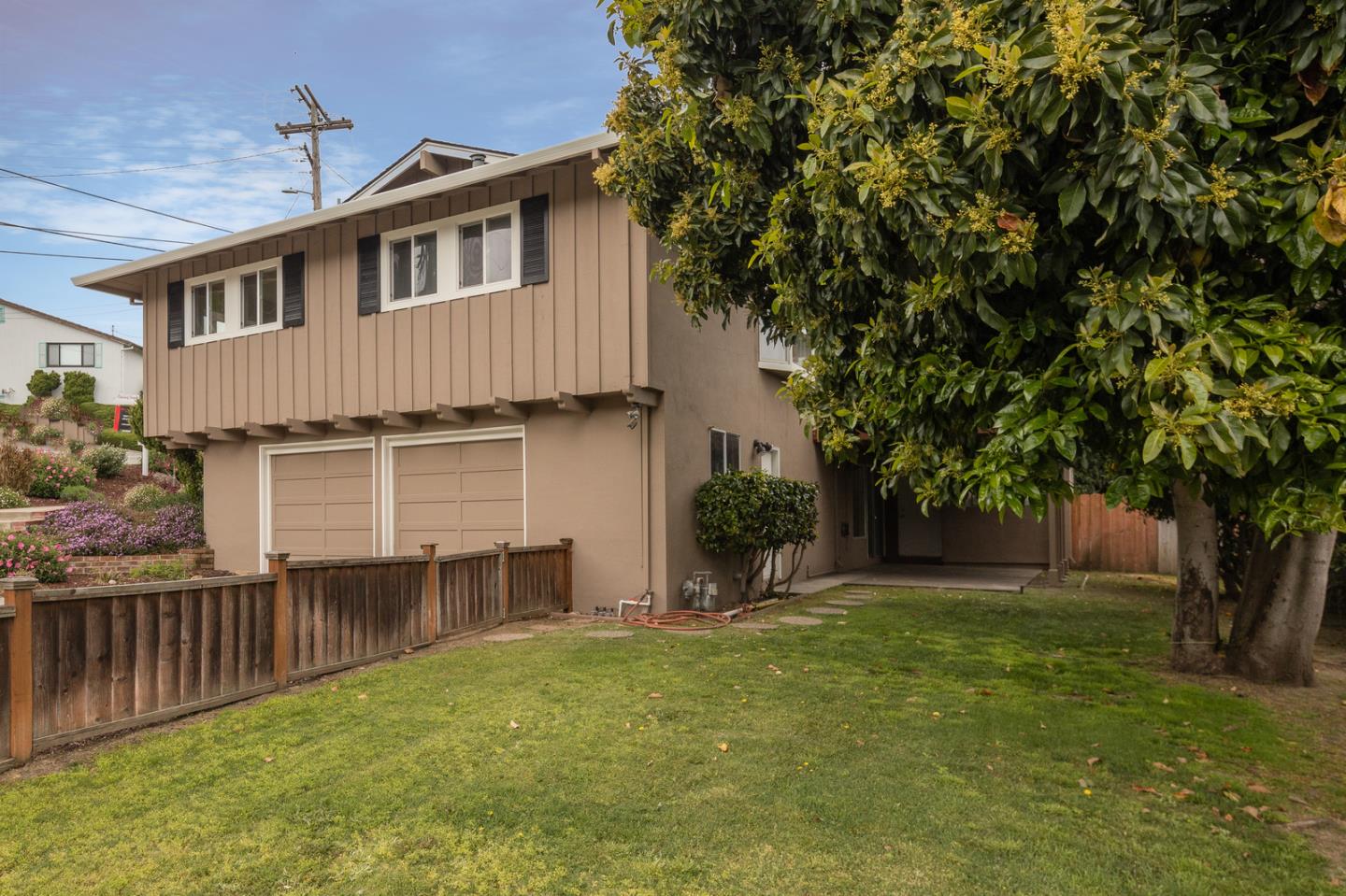 415 Middle Road Belmont, CA 94002 - Photo 28 of 32 a front view of a house with a yard