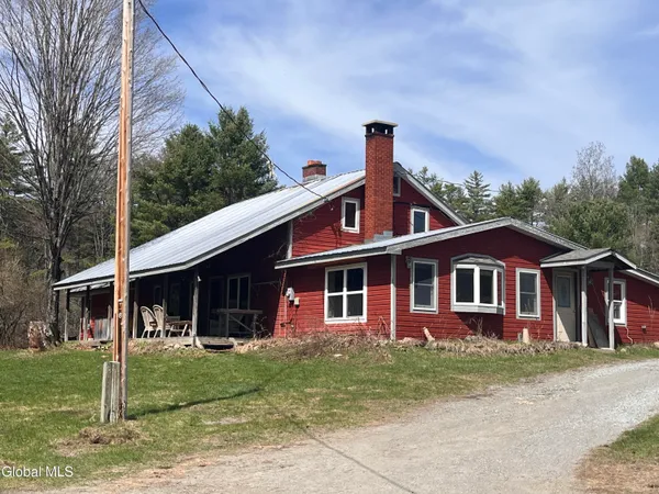 $865,000 | 100 Fish Hollow Road, Chester, NY 12853