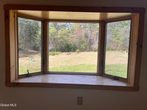 $865,000 | 100 Fish Hollow Road, Chester, NY 12853
