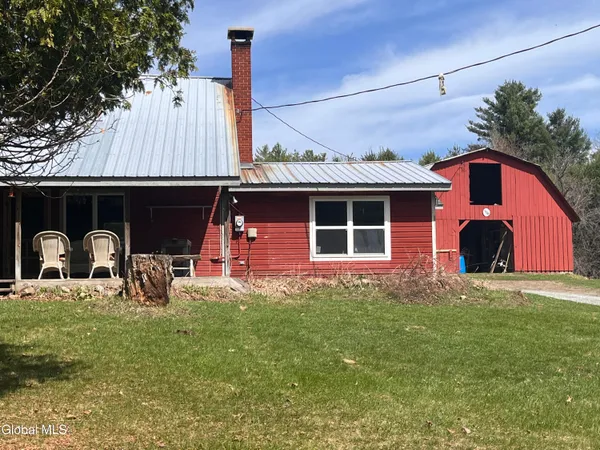 $865,000 | 100 Fish Hollow Road, Chester, NY 12853