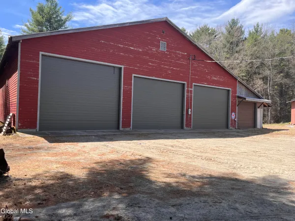 $865,000 | 100 Fish Hollow Road, Chester, NY 12853