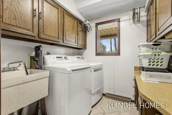 $1,300,000 | 19094 Walden Drive, Spring Lake, MI 49456