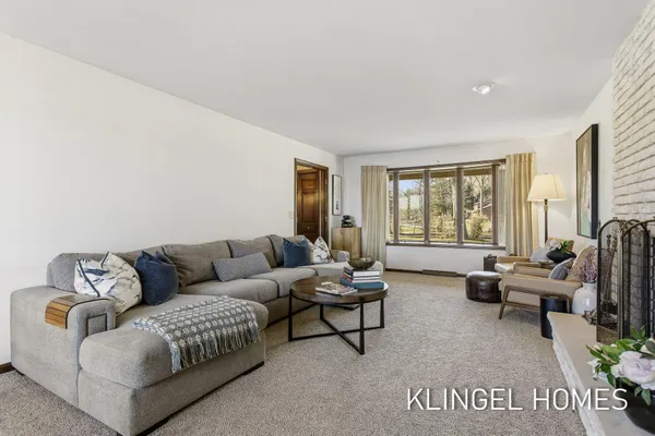 $1,300,000 | 19094 Walden Drive, Spring Lake, MI 49456