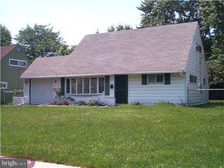 37 Island Road Levittown, PA 19057 - Photo 1 of 6 Gallery Image 1