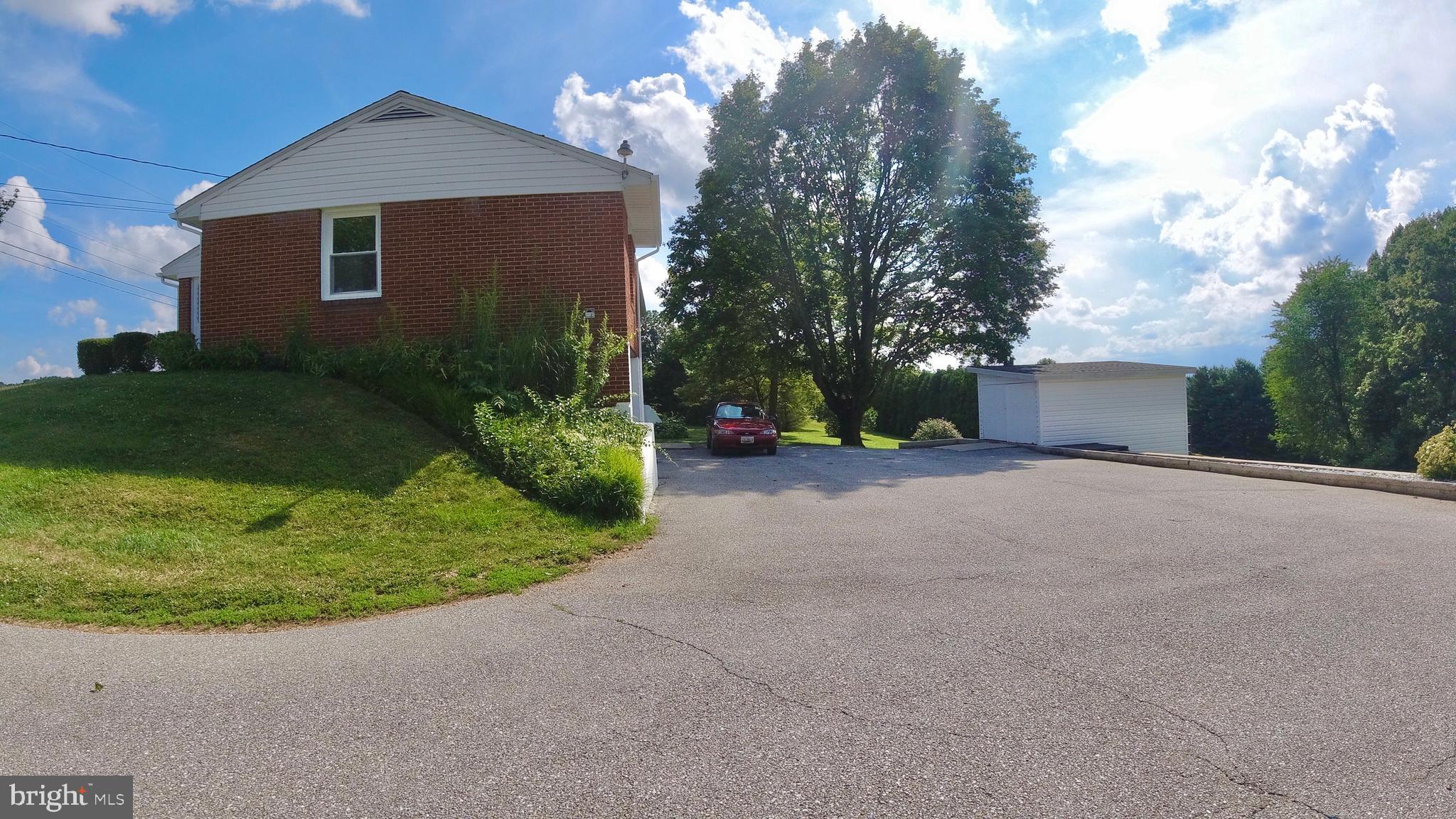 3630 Water Tank Road Manchester, MD 21102 - Photo 4 of 22 04 - Side View