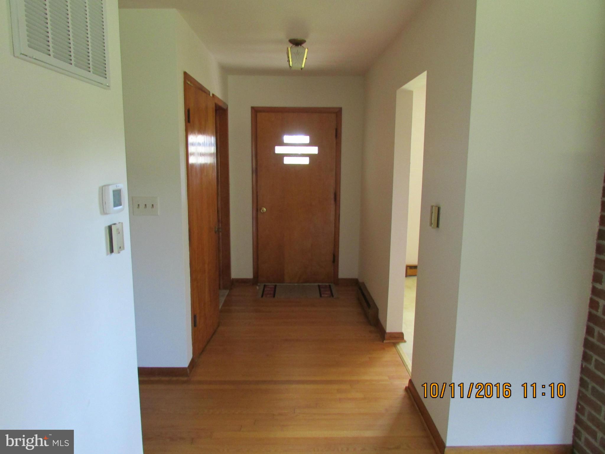 9250 Brown Church Road Mount Airy, MD 21771 - Photo 9 of 23 a view of hallway with bathroom