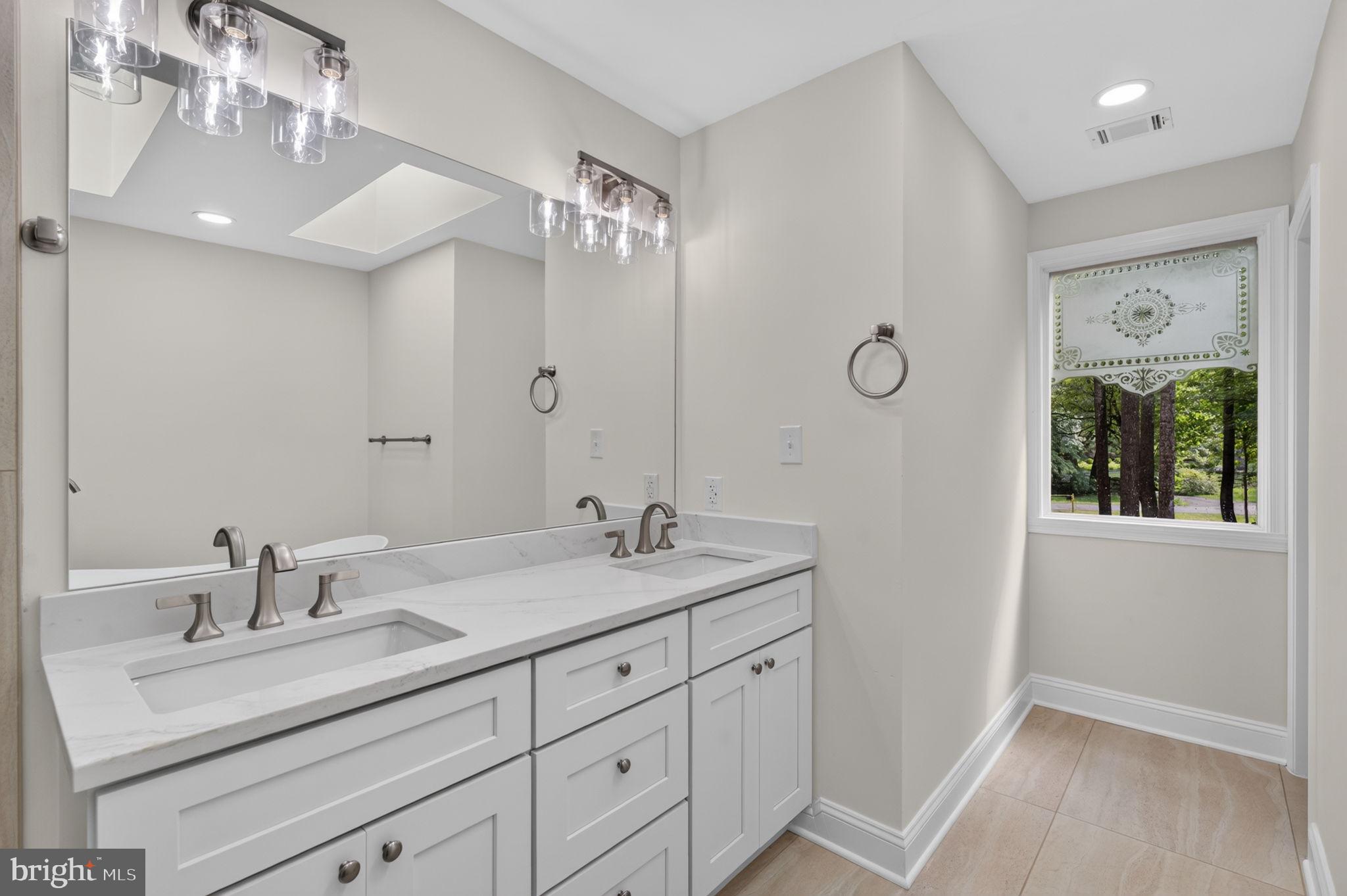 7122 Ivakota Road Clifton, VA 20124 - Photo 43 of 87 Gallery Image 43
