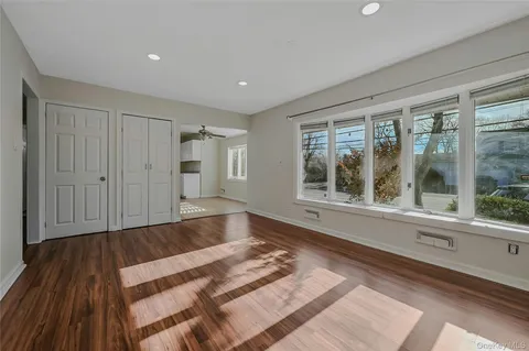 $669,000 | 133 Wolf Hill Road, Huntington Station, NY 11746