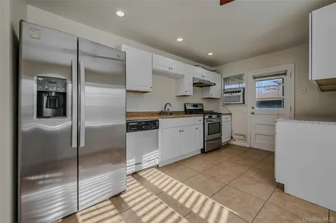 $669,000 | 133 Wolf Hill Road, Huntington Station, NY 11746