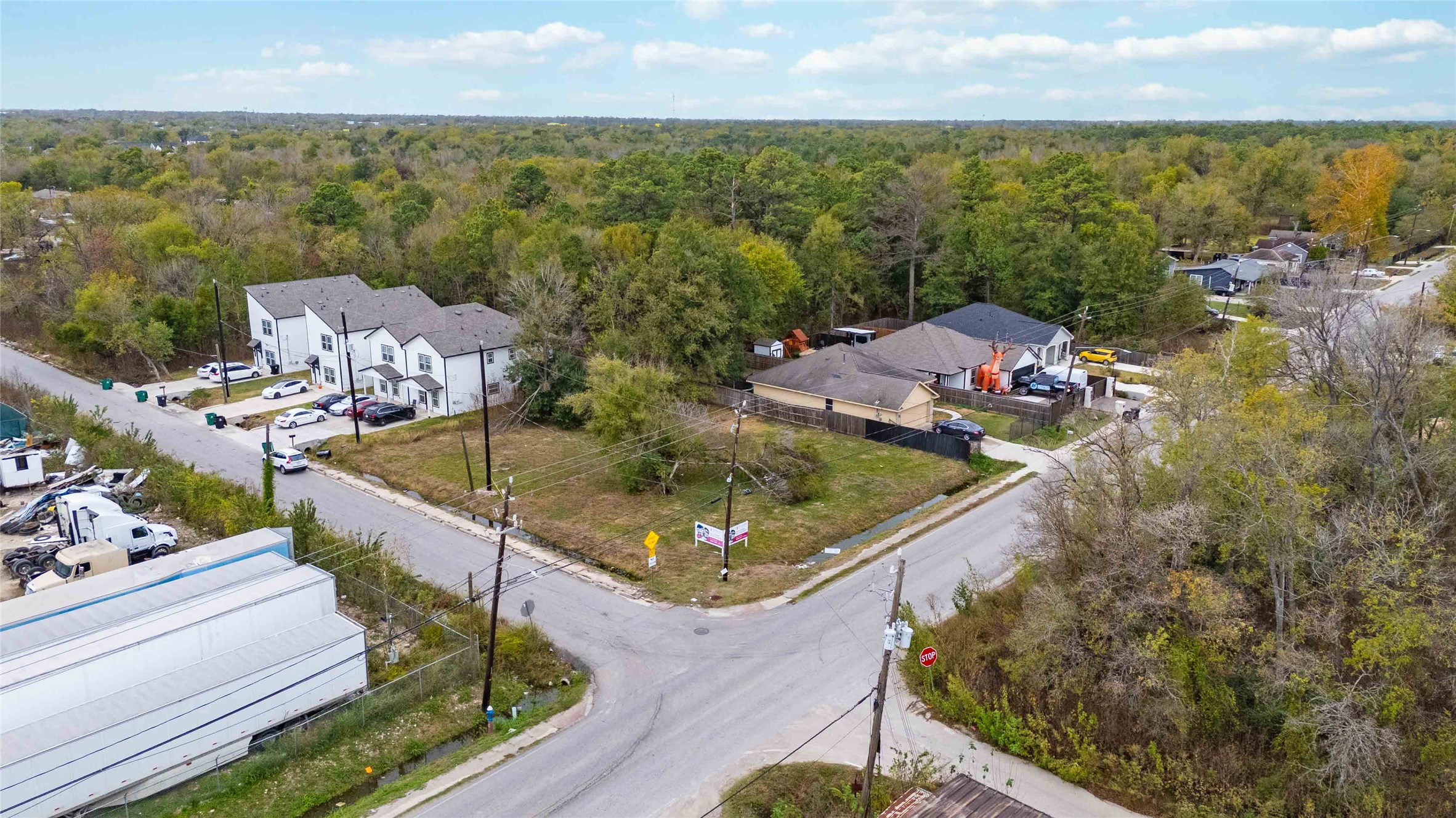 5403 East Houston Road Houston, TX 77028 - Photo 8 of 8 a view of a city from a terrace