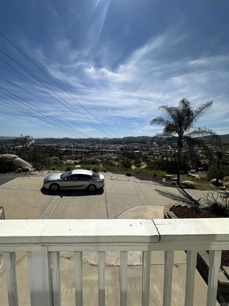 945 Deodar Road Escondido, CA 92026 - Photo 14 of 17