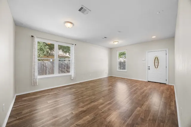 $1,995 | 4409 Woodstock Drive, Georgetown, TX 78633