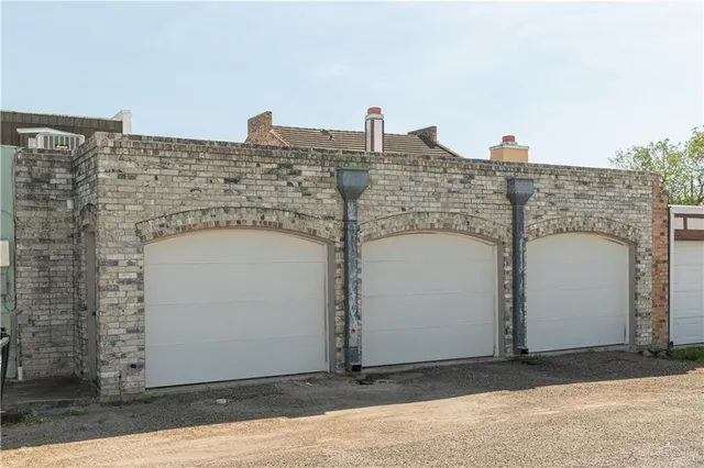 $249,900 | 1002 South Border Avenue, Weslaco, TX 78596