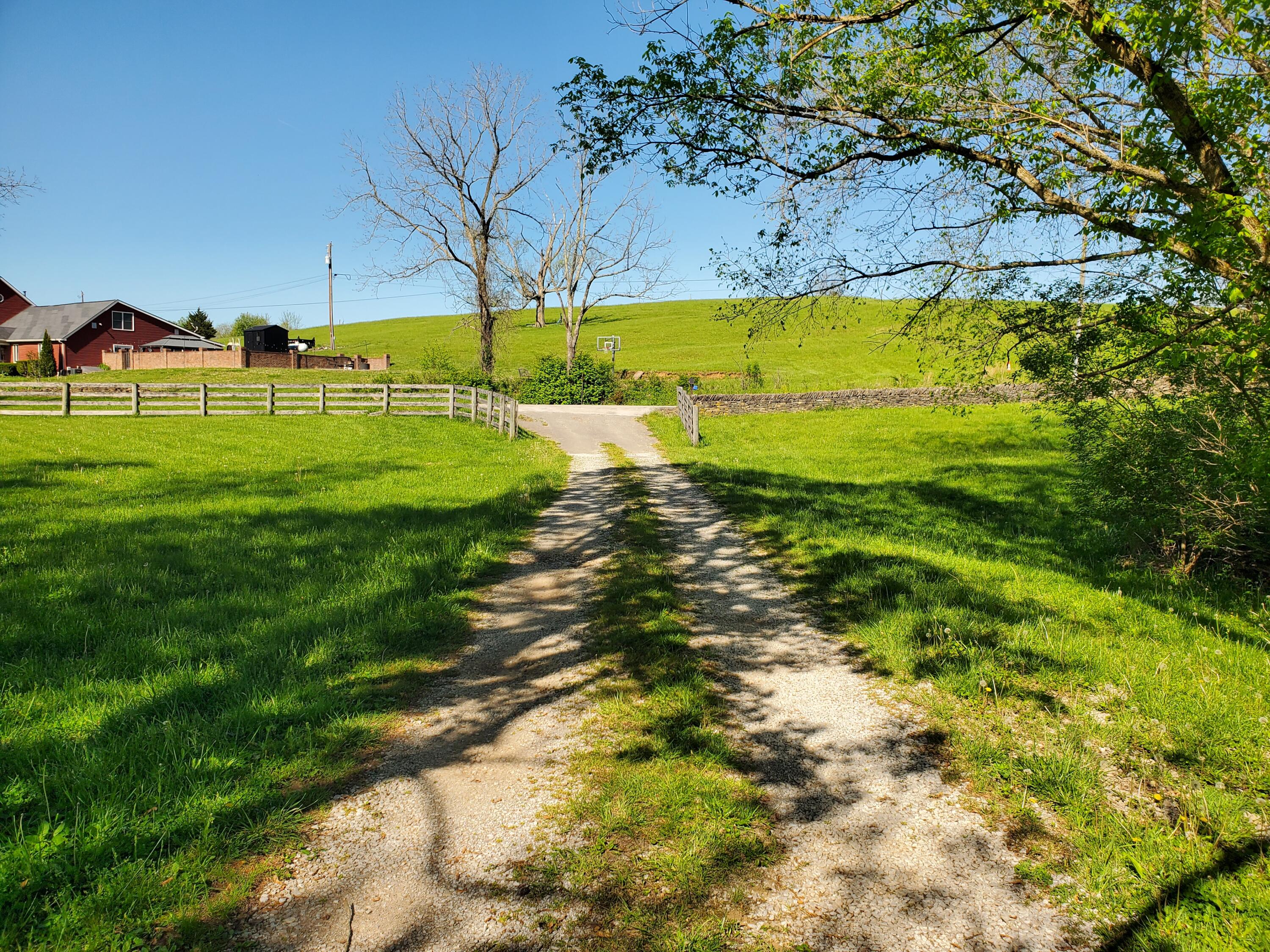 1010 Galloway Road Georgetown, KY 40324 - Photo 47 of 63 20250428_102426