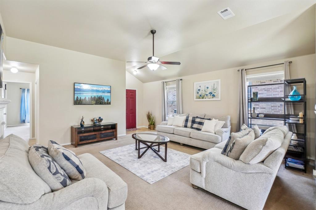 5530 Exeter Drive Prosper, TX 75078 - Photo 6 of 29