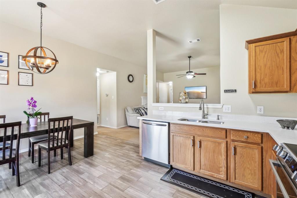 5530 Exeter Drive Prosper, TX 75078 - Photo 9 of 29