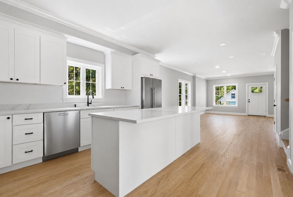 35 Grove Street Scituate, MA 02066 - Photo 5 of 13