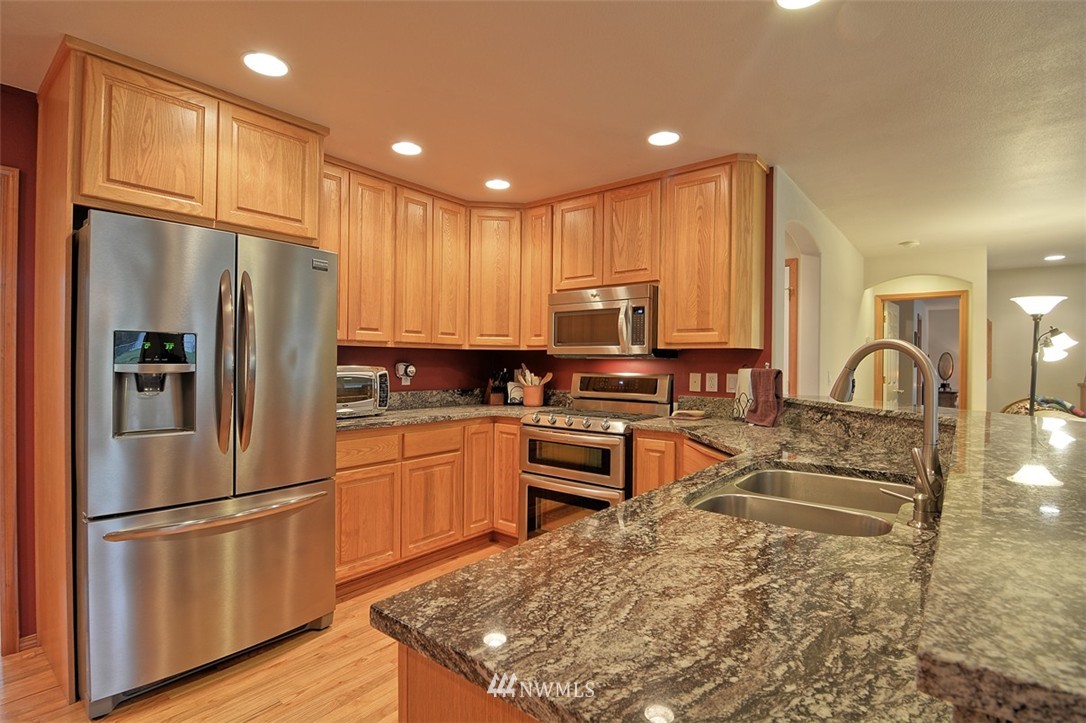 295 South Camano Ridge Road Camano Island, WA 98282 - Photo 5 of 25 Gallery Image 5