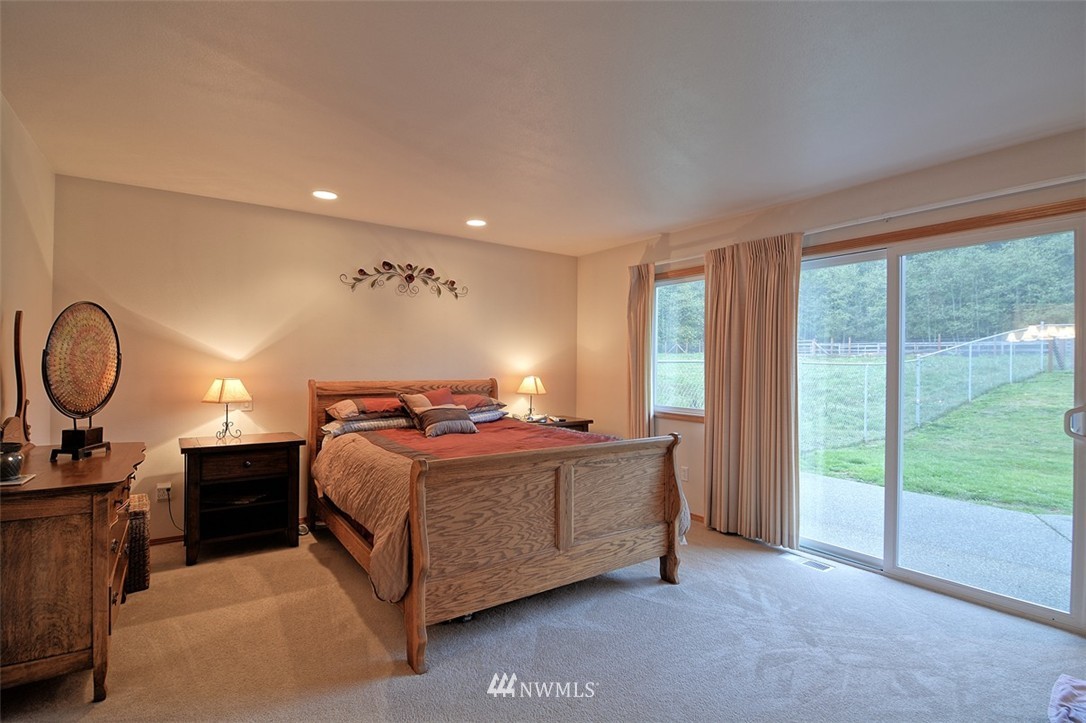 295 South Camano Ridge Road Camano Island, WA 98282 - Photo 10 of 25 Gallery Image 10