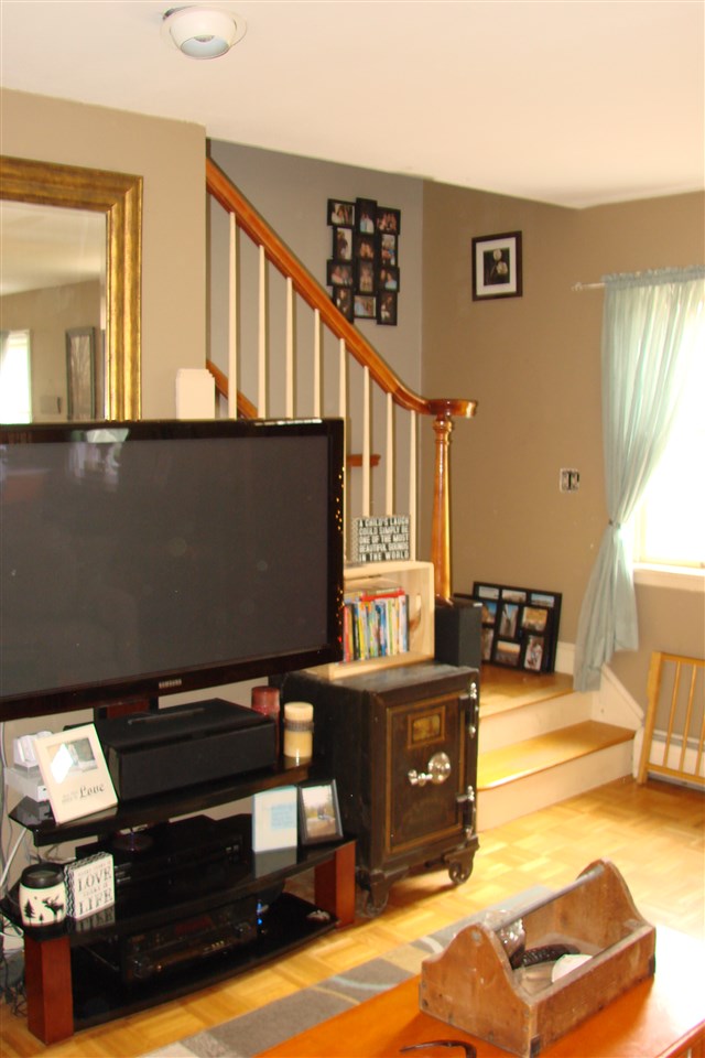 140 Johnson Corner Road Lyndeborough, NH 03082 - Photo 5 of 21 Gallery Image 5