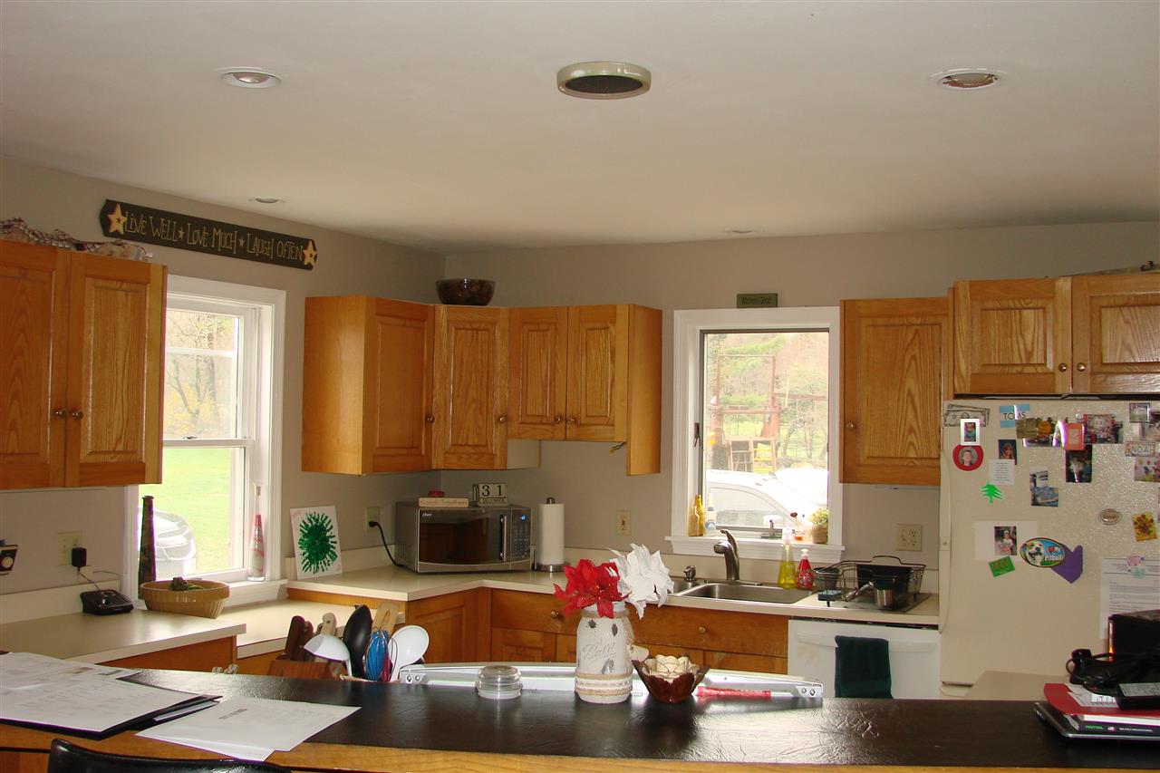 140 Johnson Corner Road Lyndeborough, NH 03082 - Photo 8 of 21 Gallery Image 8