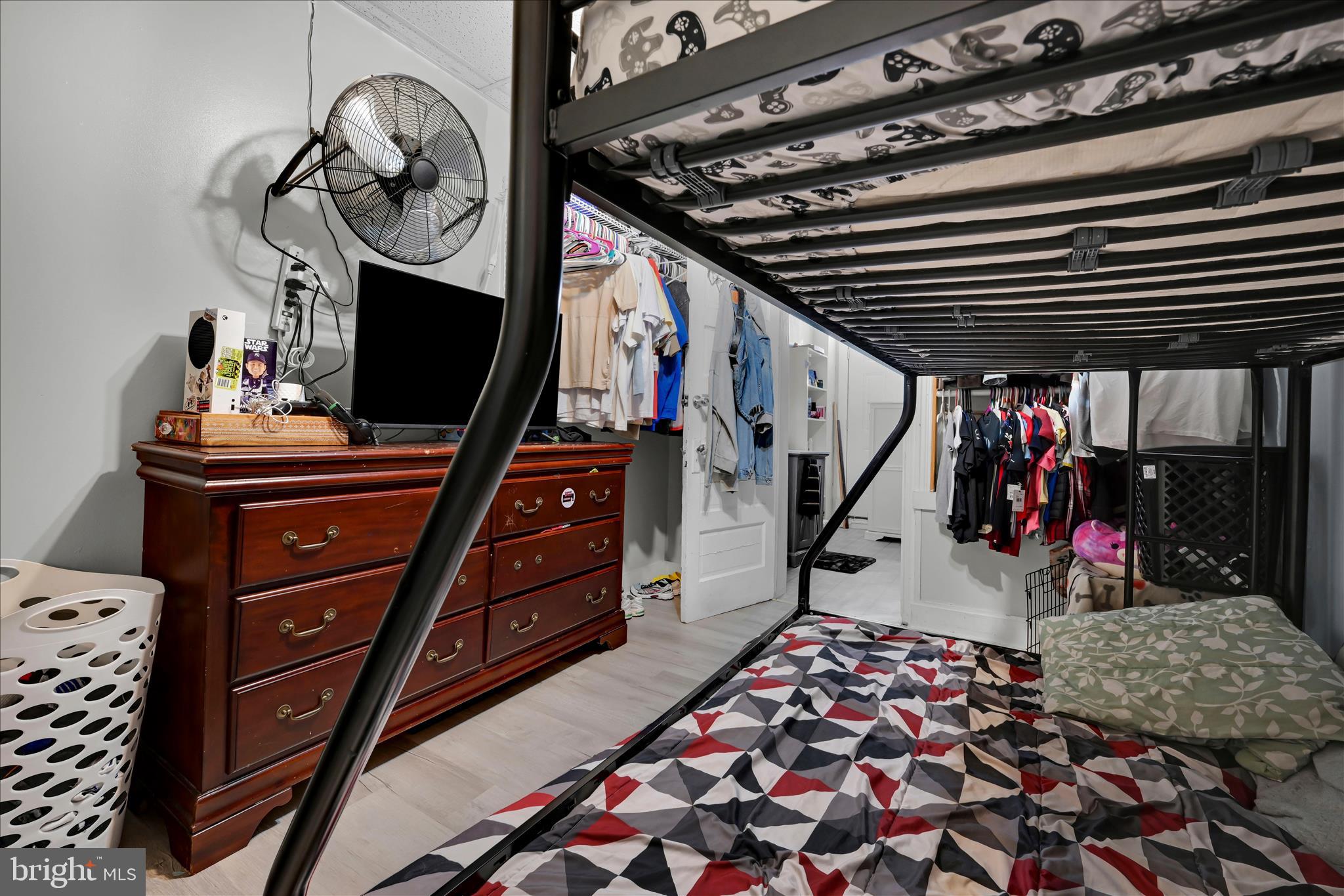 431 Cedar Street Reading, PA 19601 - Photo 16 of 23 Kids Room