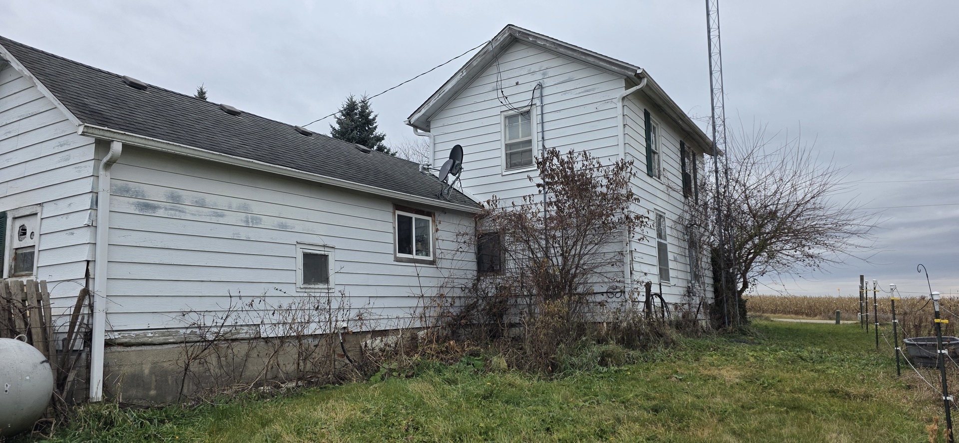 7304 Johnson Road Hebron, IL 60034 - Photo 3 of 18