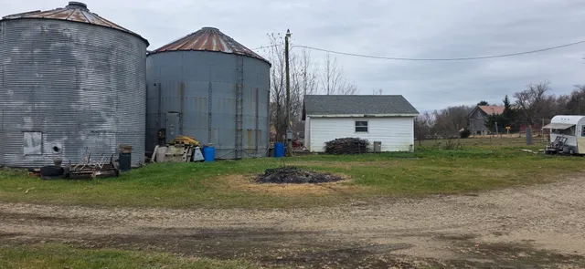 $248,000 | 7304 Johnson Road, Hebron, IL 60034