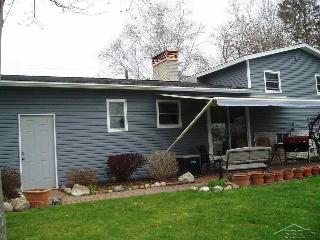 9935 Dice Road Freeland, MI 48623 - Photo 11 of 14