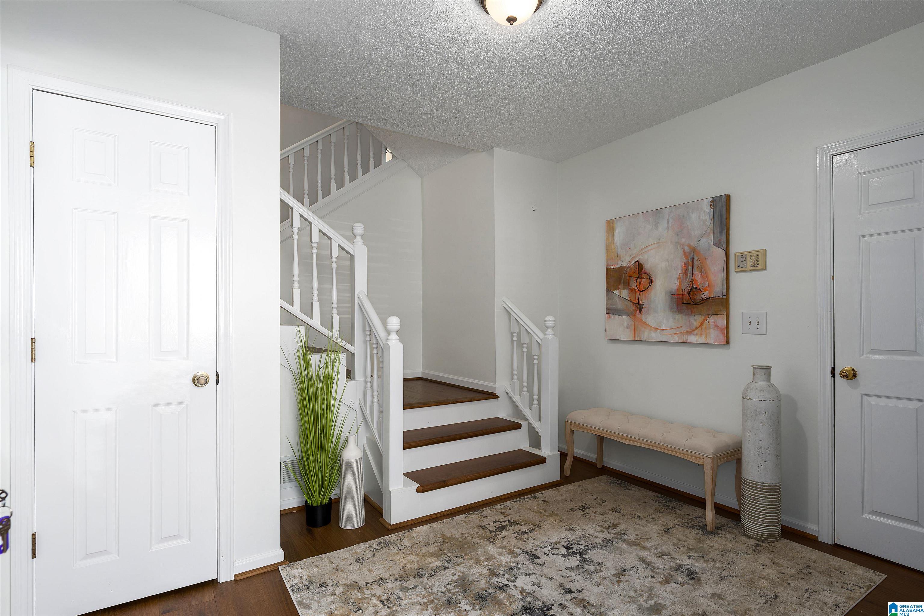 2408 Richelieu Lane Birmingham, AL 35216 - Photo 4 of 33