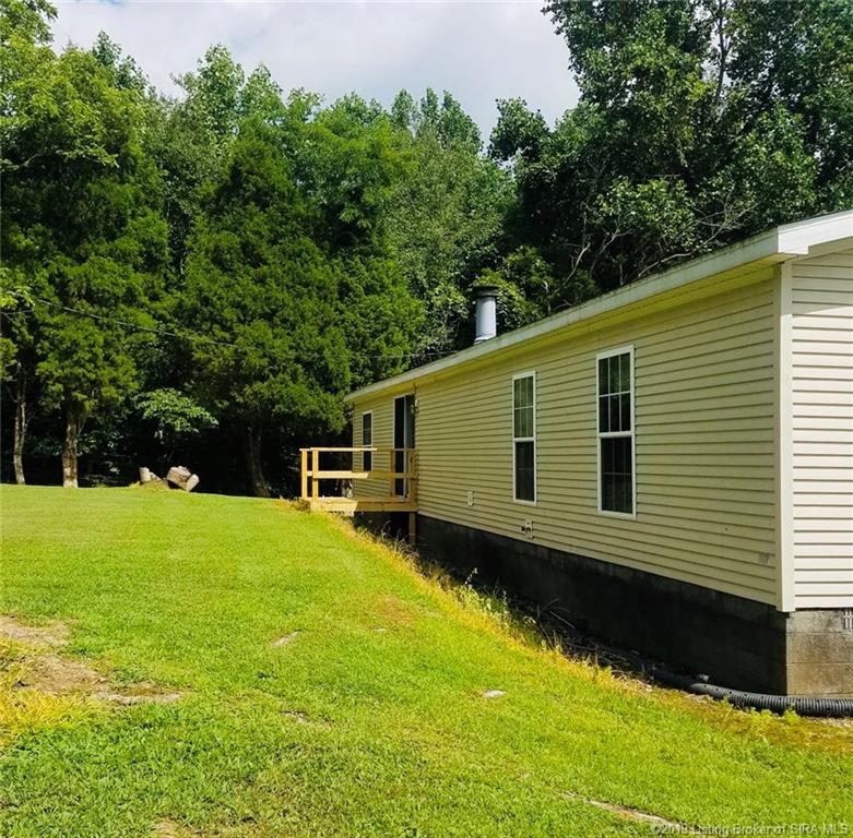 6331 South Riddle Road English, IN 47118 - Photo 3 of 24