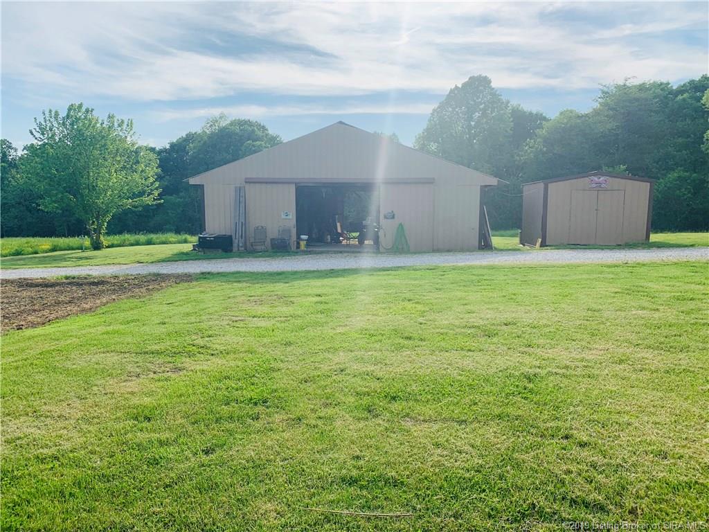 6331 South Riddle Road English, IN 47118 - Photo 10 of 24