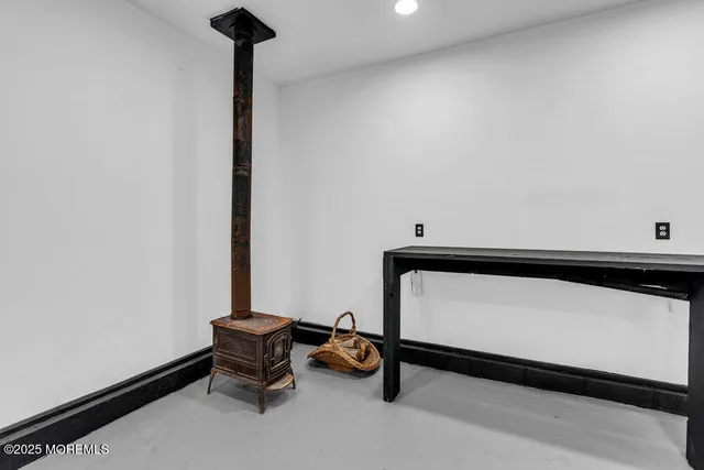 $969,000 | 225 East Bird Village Road, Jackson, NJ 08527