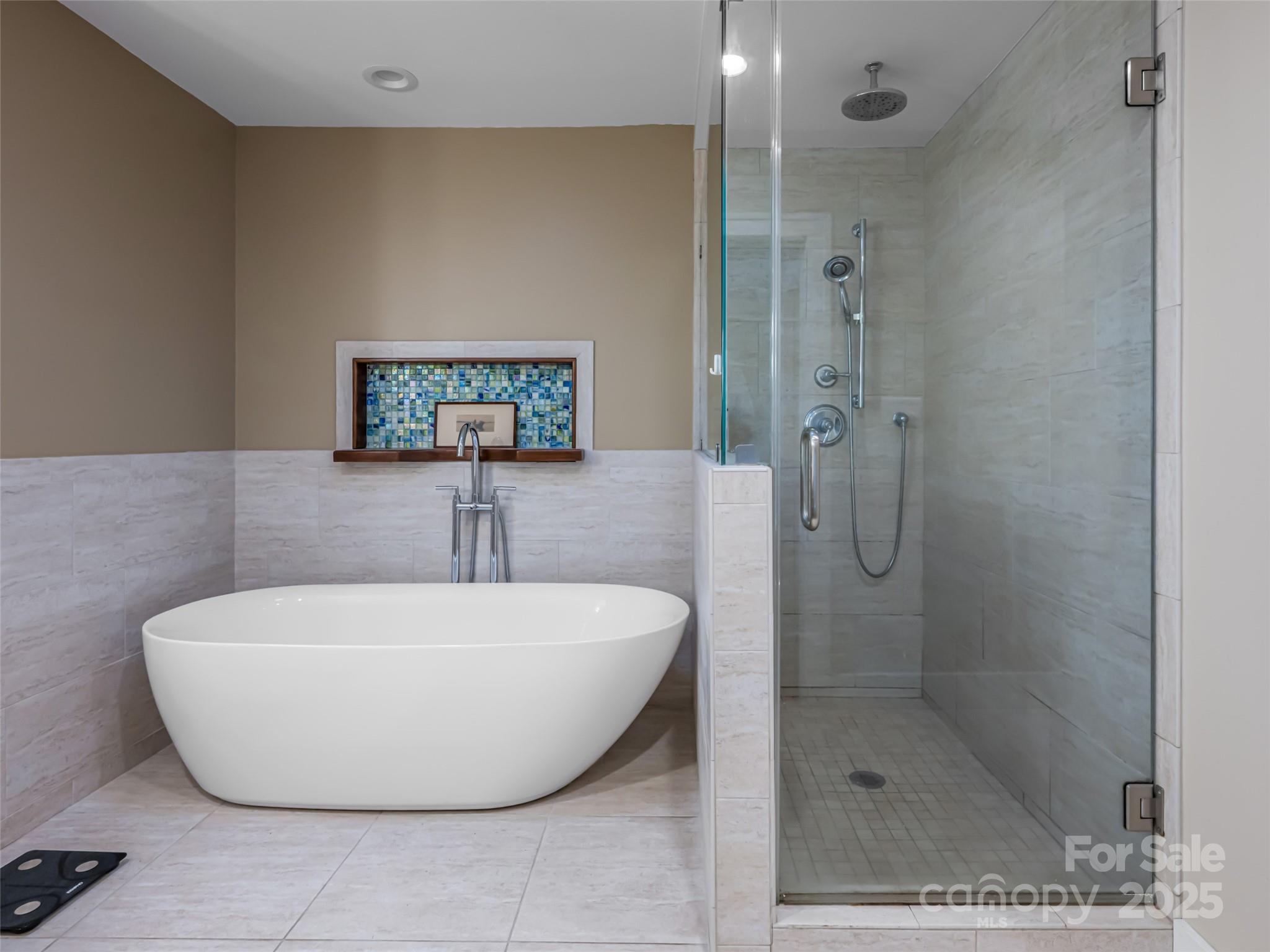 1302 Timber Trail Asheville, NC 28804 - Photo 20 of 36