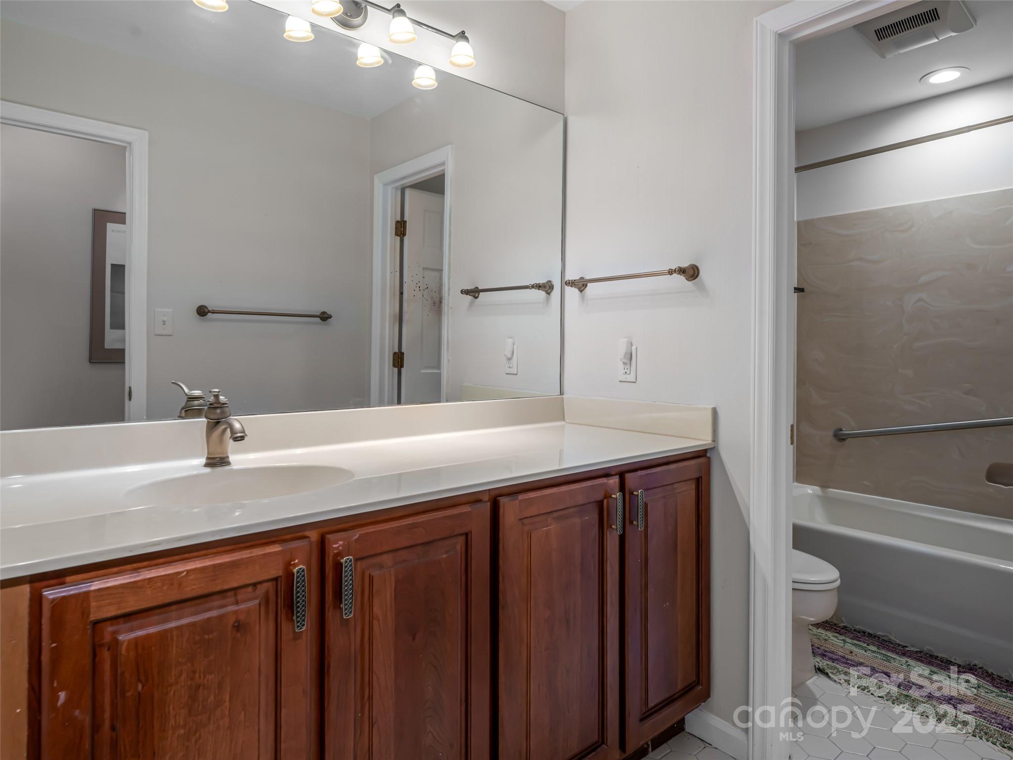 1302 Timber Trail Asheville, NC 28804 - Photo 30 of 36