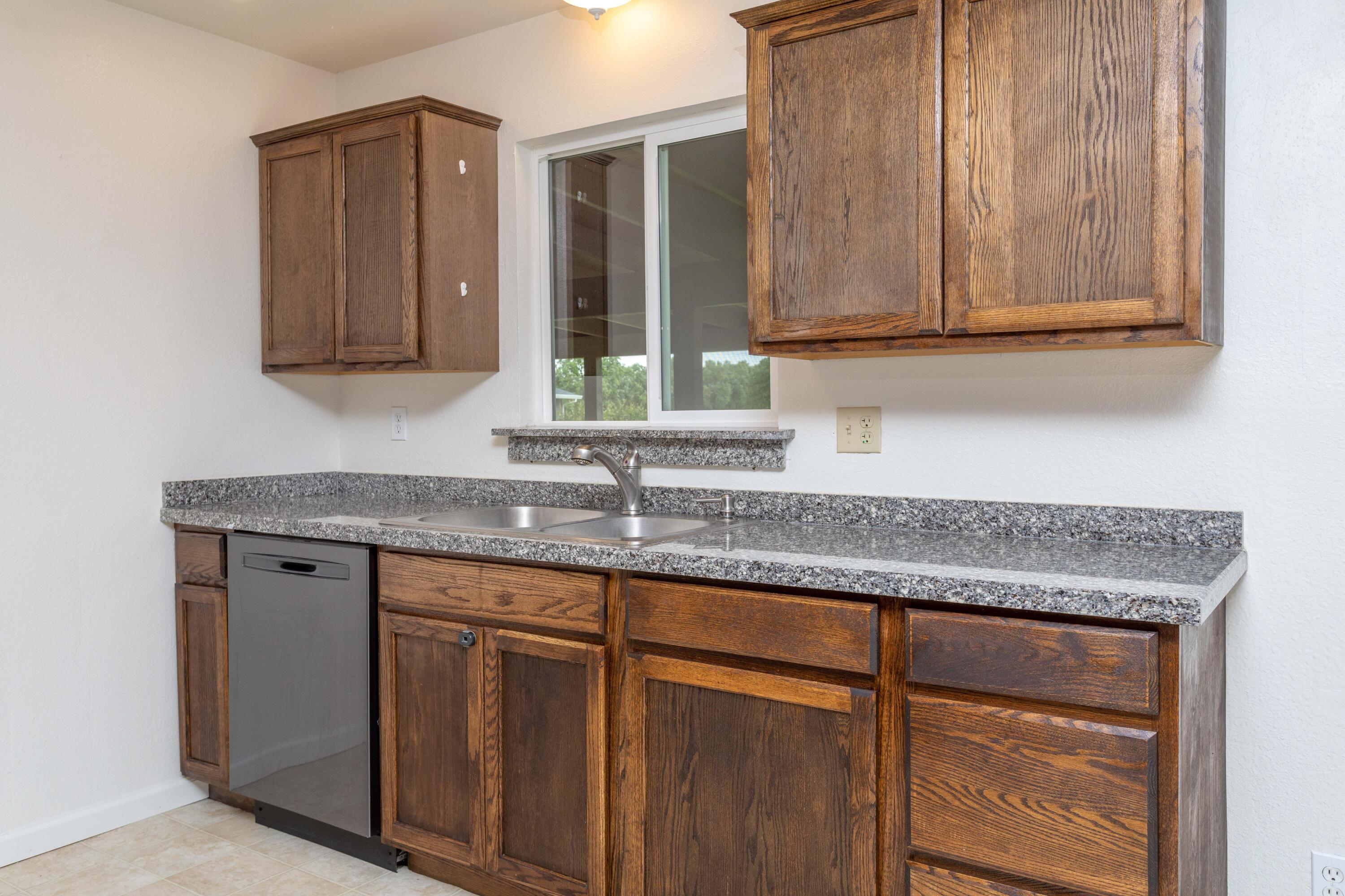 4629 Balls Ferry Road Anderson, CA 96007 - Photo 8 of 29 254A6988