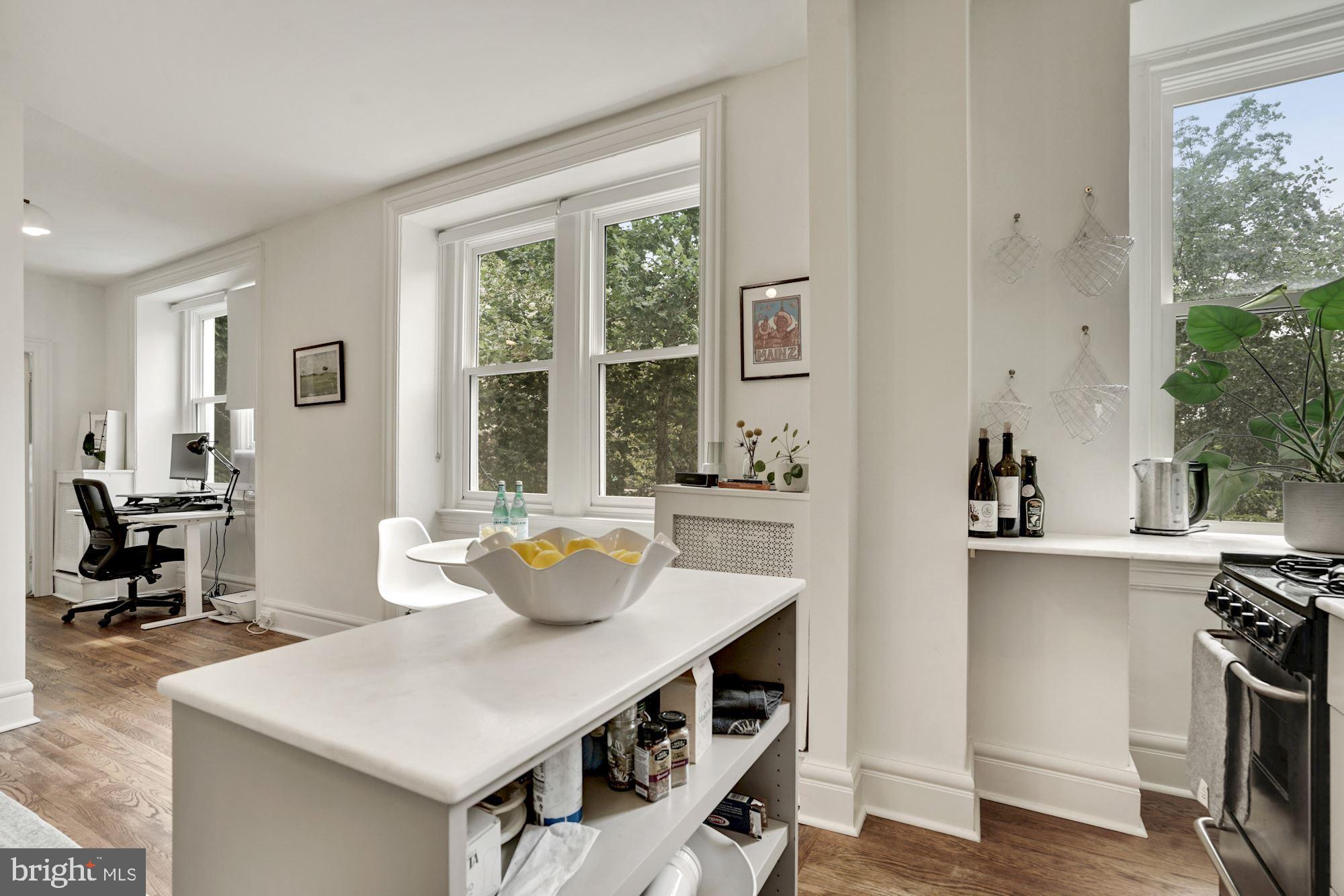 1901 Columbia Road Northwest, Unit 204 Washington, DC 20009 - Photo 9 of 24 Kitchen