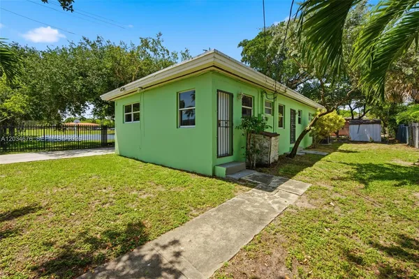 $1,000 | 125 Northwest 73rd Street, Unit 125, Miami, FL 33150