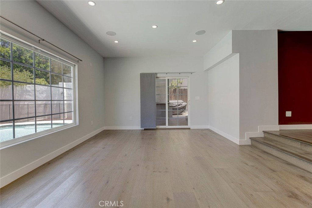523 East Fairmount Road Burbank, CA 91501 - Photo 30 of 78