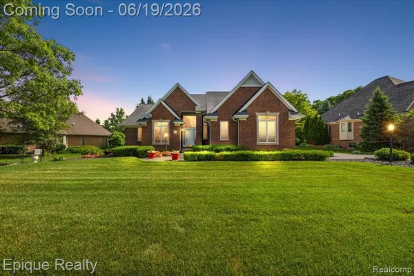 $689,900 | 5675 Golf Pointe Drive, Clarkston, MI 48348