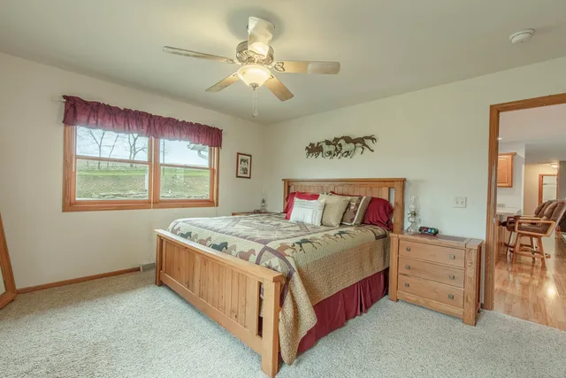 $799,000 | 5995 Section Line Road, Dodgeville, WI 53533