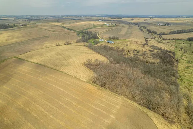 $799,000 | 5995 Section Line Road, Dodgeville, WI 53533