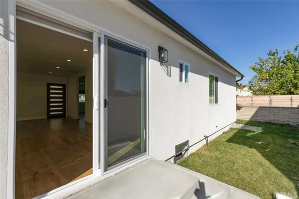 $4,200 | 12340 Lull Street, North Hollywood, CA 91605