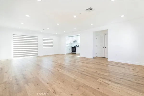 $4,200 | 12340 Lull Street, North Hollywood, CA 91605
