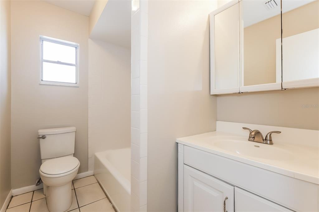 762 Isleton Drive Brandon, FL 33511 - Photo 12 of 15