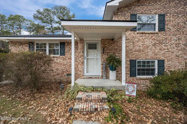 $340,000 | 206 Pamlico Drive, Washington, NC 27889